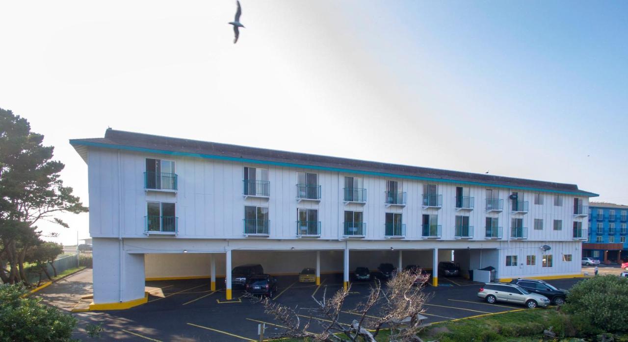 Oyo Ocean Breeze Hotel At Lincoln City Exterior photo
