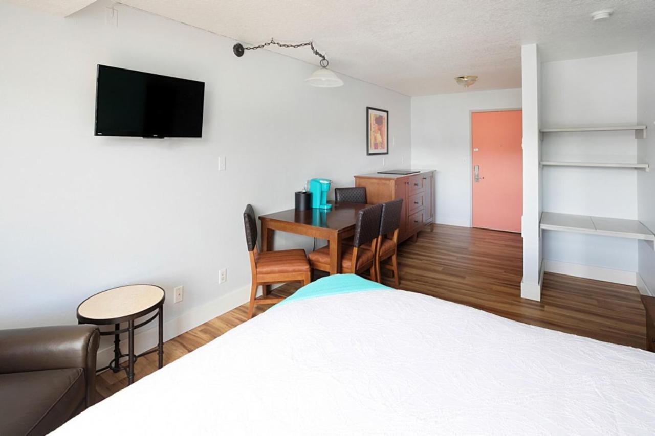 Oyo Ocean Breeze Hotel At Lincoln City Exterior photo