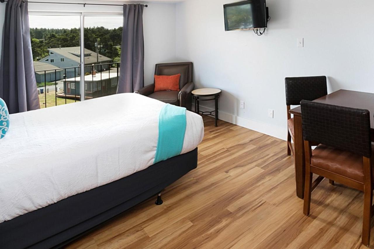 Oyo Ocean Breeze Hotel At Lincoln City Exterior photo